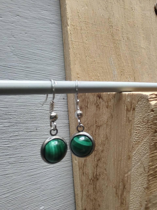 Náušnice - visiace s malachitom - 16230674_