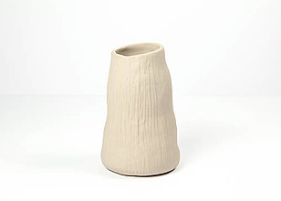 Dekorácie - Keramická váza Piesková Matná Vrúbkovaná - 16230352_
