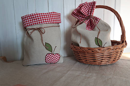 Úžitkový textil - Vrecúško jabĺčko - 16232315_