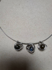 Náhrdelníky - náhrdelník s korálkami labradoritu - 16233315_