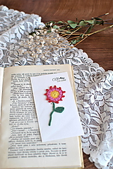 Háčkovaná záložka "Kvet" (žlto-ružovo-červený)