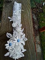 Spodná bielizeň - Čipkový svadobný podväzok ivory so strieborným lemom 12 - 16242387_