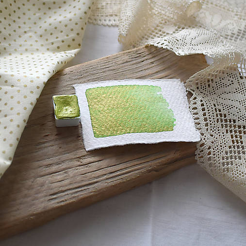 Farby-laky - Akvarelová farba- Metalická olivová (Polpanvička) - 16245705_