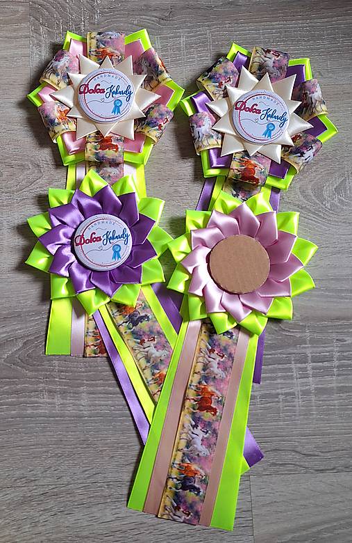 Iné šperky - Koníky Kokarda / Kokardy - 16244750_