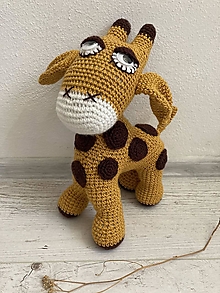 Hračky - Žirafa -háčkovaná hračka - 16246005_