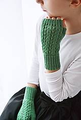 Rukavice - Dámske ručne pletené nátepníčky - krátke vzor III/zelená - 16247333_
