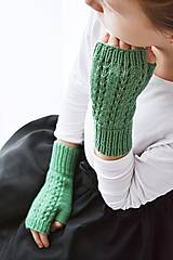 Rukavice - Dámske ručne pletené nátepníčky - krátke vzor III/zelená - 16247334_