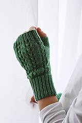 Rukavice - Dámske ručne pletené nátepníčky - krátke vzor III/zelená - 16247335_