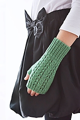 Rukavice - Dámske ručne pletené nátepníčky - krátke vzor III/zelená - 16247337_