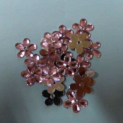 Iný materiál - 12mm Našívacie kamienky kvietky(20ks) (svetloružové2) - 16247274_