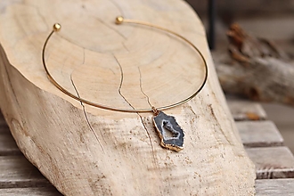 Náhrdelníky - Obručový náhrdelník z nerezu s príveskom achátovej drúzy (č. 1) - 16251982_