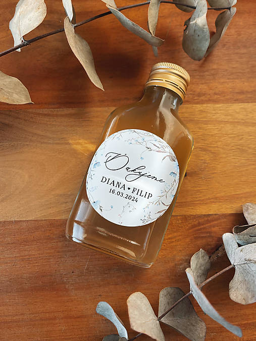 Úložné priestory & Organizácia - Nálepka Svadobné koláčiky - modrý venček - 16263346_