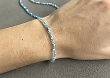 Sady šperkov - Set z modrého brúseného chalcedónu v kombinácii so strieborným hematitom - choker + náramok - 16266910_