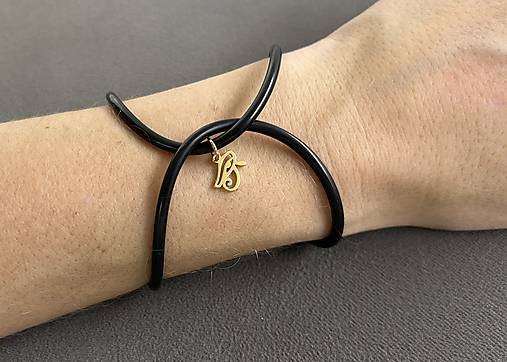 Infinity - čierny silikónový náramok s “Okom boha Ra” z chirurgickej ocele