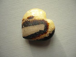 Minerály - Srdíčko - septárie 28 mm, č.20f - 16268041_