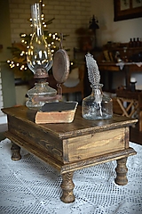 Nábytok - Starý vintage stolík - 16267817_