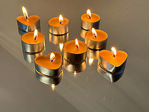 Náhrdelníky - Čajové sviečky z včelieho vosku Srdiečko - 16270429_