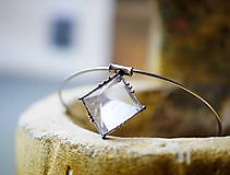Náhrdelníky - Nerezový náhrdelník... " Crystal pyramid " - 16269850_