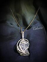 Náhrdelníky - náhrdelník s celestínom - 16272783_