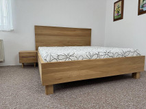 Nábytok - Masívna dubová posteľ - 16273899_