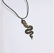 Náhrdelníky - Prívesok s čiernym fantasy hadom z polymérnej hliny - 16279529_