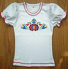 Detské oblečenie - Folklórne dievčenské tričko - 16285595_