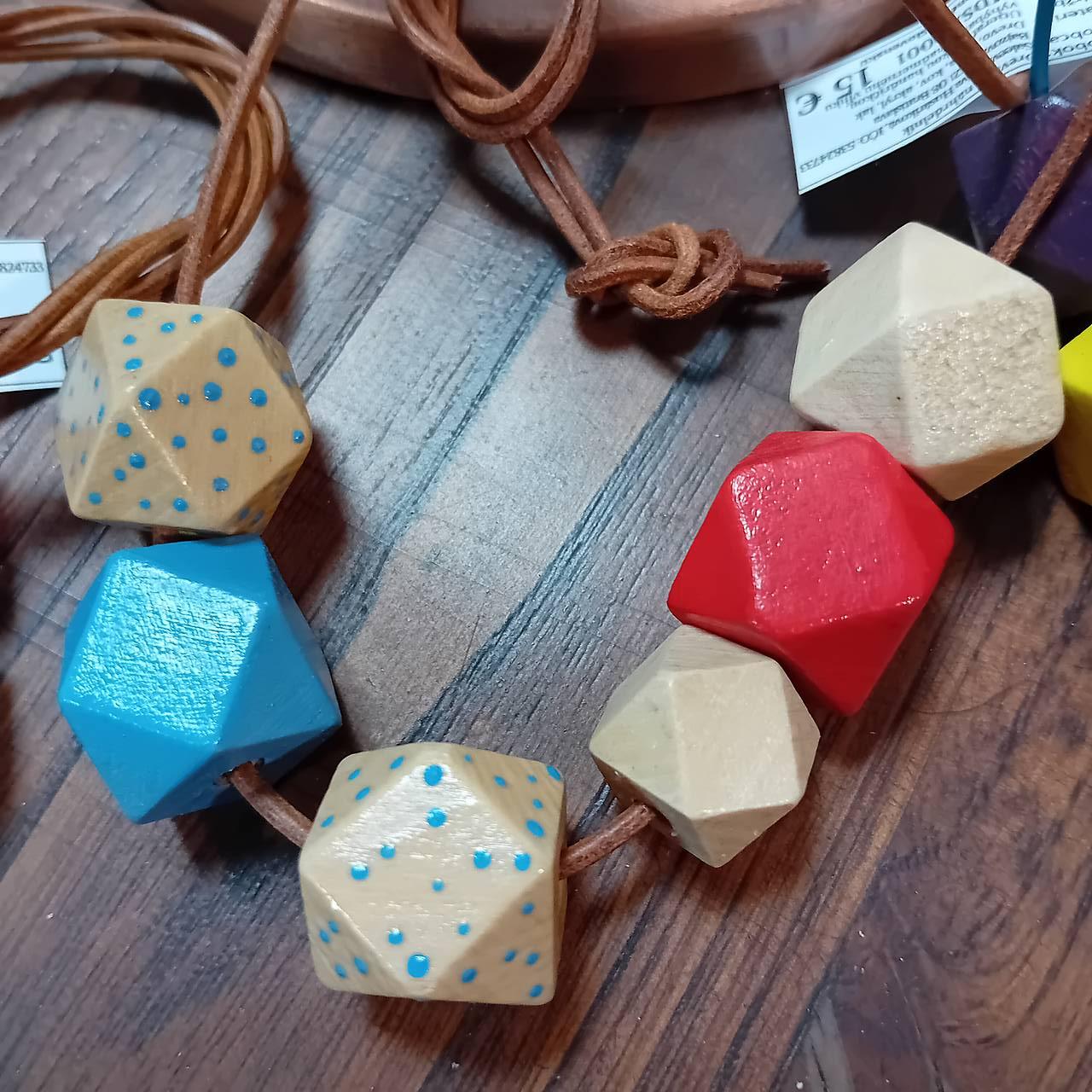 Drevené náhrdelníky (Krémový (koža))