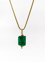 Náhrdelníky - Dlhý retiazkový náhrdelník s veľkým smaragdom - 16287355_