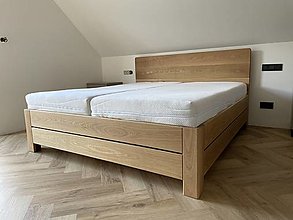 Nábytok - Dubová manželská posteľ s úložným priestorom - 16290715_
