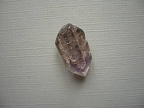 Minerály - Ametyst - špice s inkluzemi 19 mm, č.64f - 16291264_