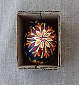 Dekorácie - Kraslica batikovaná voskovaná 1 kus v krabičke - 16291301_