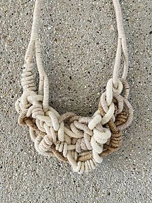 Náhrdelníky - Textilný lanový náhrdelník “PRÍRODNÝ #5” - 16292636_