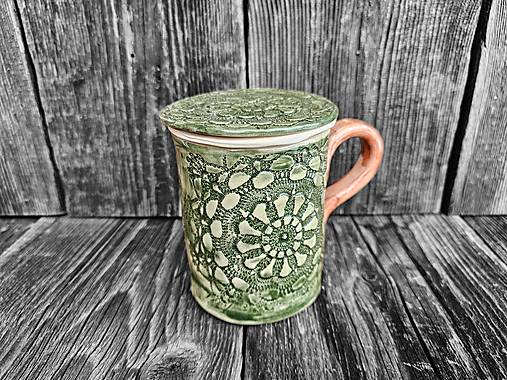 Nádoby - Bylinkáč - hrnček so sitkom Sedmikráska 0,5L (Zelená) - 16295487_