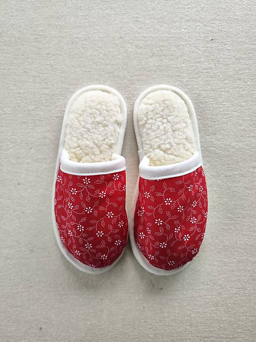 Ponožky, pančuchy, obuv - VLNIENKA barefoot papuče na doma 100% ovčia vlna MERINO Kvietky červene  (23 - 24,5 cm/ 3-4 (35-37)) - 16299153_