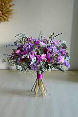 Dekorácie - Sušená kytica s fialovými ružami - 16298681_