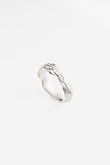 Prstene - Strieborný prsteň lamellae - 16300012_