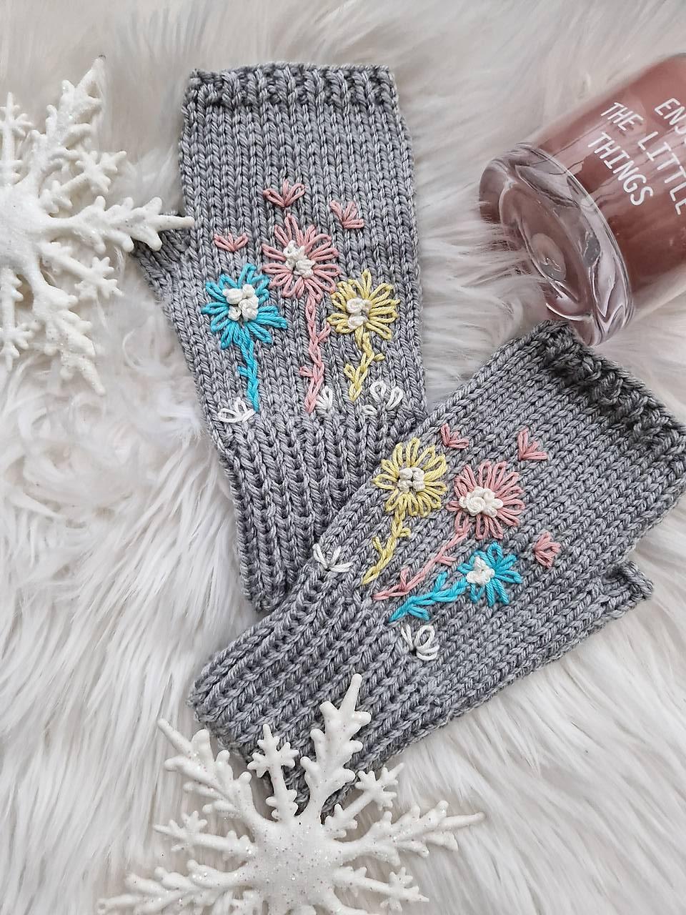 Vyšívané rukavičky 