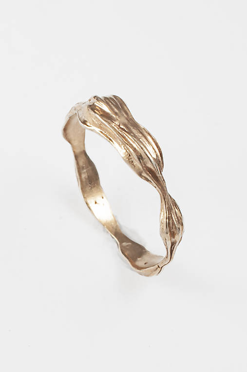 Strieborný prsteň lamellae (49 - Zlatá)