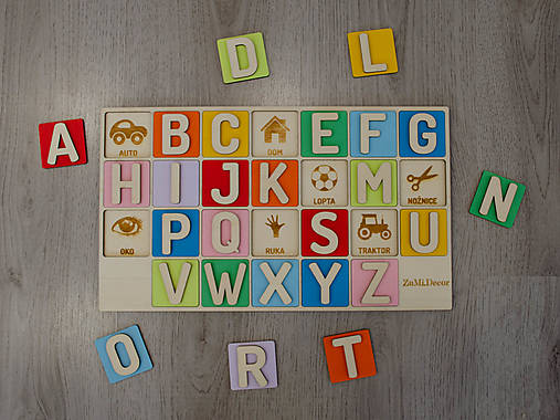 Montessori drevená vkladacia abeceda