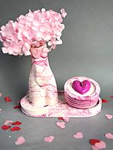 Sviečky - Romantická Darčeková sada -  Sójová sviečka v sadrovej nádobe + sadrový stojan + sadrová váza na sušené kvety - 16307340_