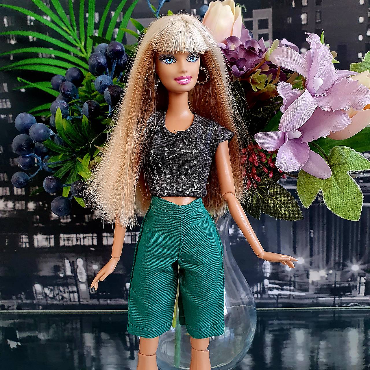 Zelené kraťasy pre Barbie