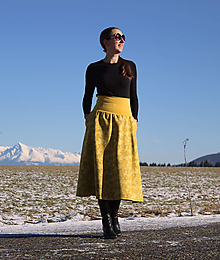 Sukne - Trojštvrťová žlto-horčicová sukňa veľ. S-M - 16310025_