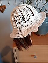 Čiapky, čelenky, klobúky - Dovolenkový klobúčik - 16310334_