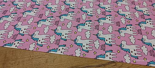 Textil - Bavlnená látka -Little Unicorn- cena za 10 centimetrov - 16312002_