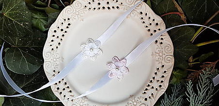 Svadobné pierka - náramok pre družičky ružový, biely - 16313049_