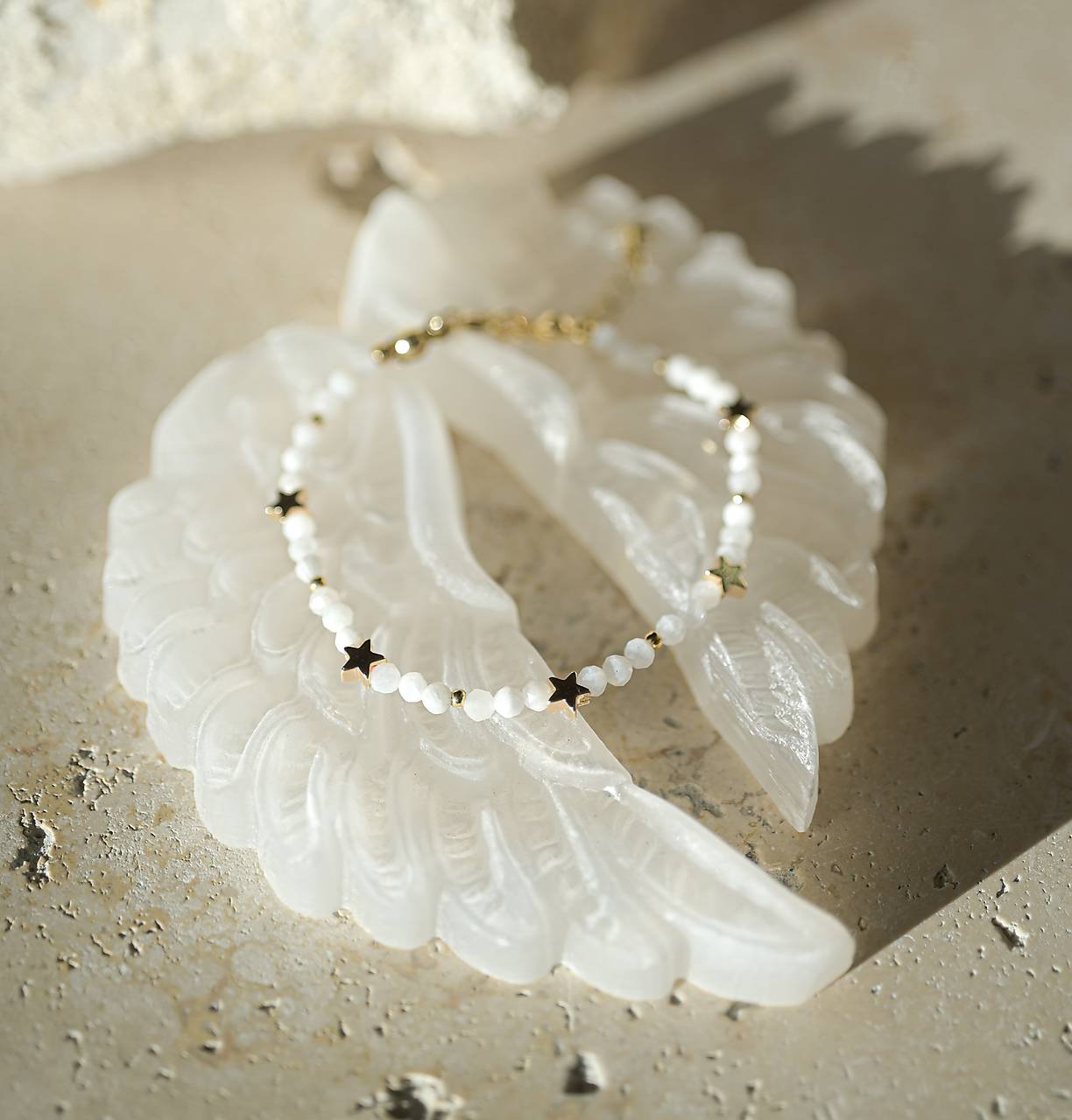 Náramok Biele svetlo/Liečivá tma (ČIERNY SPINEL  so srdiečkami S 15 cm)