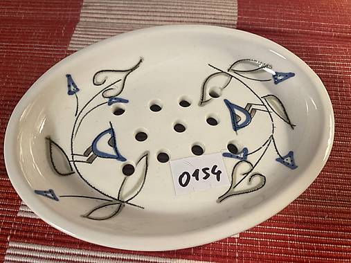 Nádoby - Ručně vyráběný porcelánový Mýdelník bílý - vada na kráse (0154) - 16319170_