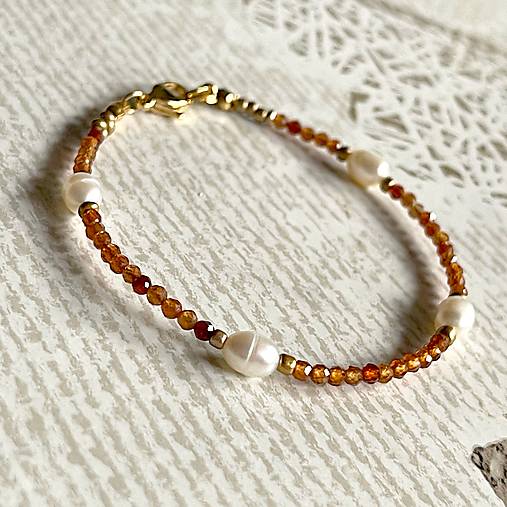 Luxury Garnet Hessonite and Pearls Bracelet Stainless Steel / Náramok Granát, perly E008