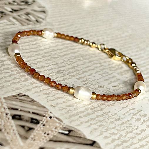 Luxury Garnet Hessonite and Pearls Bracelet Stainless Steel / Náramok Granát, perly E008