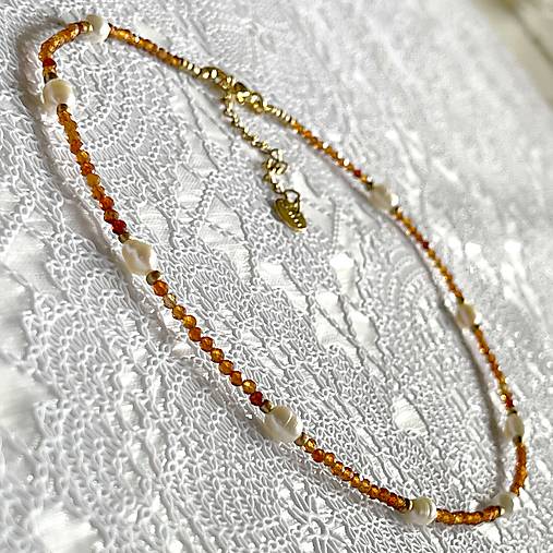 Luxury Garnet Hessonite and Pearls Necklace Stainless Steel / Náhrdelník Granát, perly E008